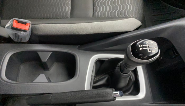 2024 Nissan MAGNITE N-Connecta B4D 1.0 Petrol MT Dual Tone, Petrol, Manual, 3,297 km, Gear Lever