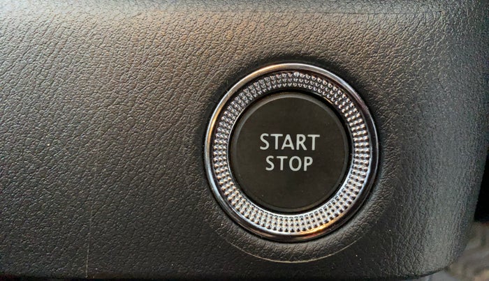 2024 Nissan MAGNITE N-Connecta B4D 1.0 Petrol MT Dual Tone, Petrol, Manual, 3,297 km, Keyless Start/ Stop Button