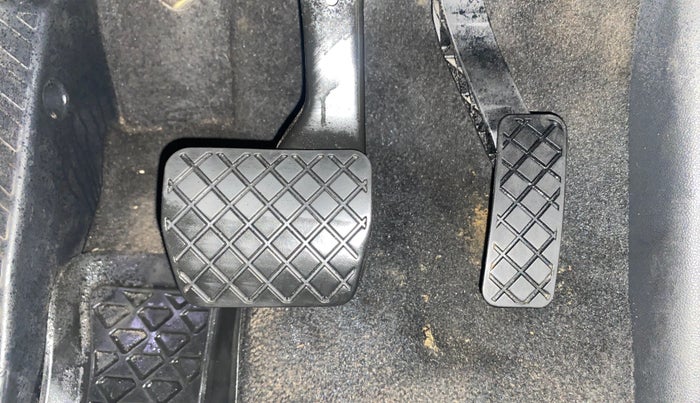 2019 Volkswagen TIGUAN HIGHLINE TDI AT, Diesel, Automatic, 53,191 km, Pedals