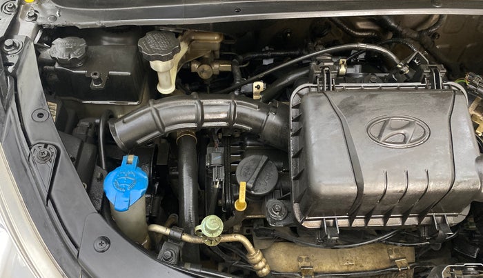 2016 Hyundai i10 SPORTZ 1.1, Petrol, Manual, 75,834 km, Engine View - Right