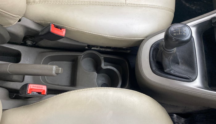 2016 Hyundai i10 SPORTZ 1.1, Petrol, Manual, 75,834 km, Gear Lever