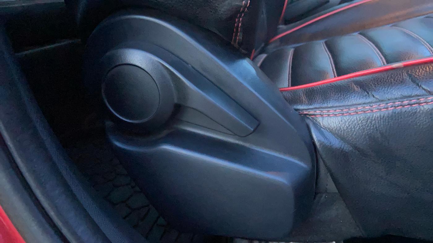 2021 Tata ALTROZ XM PLUS PETROL, Petrol, Manual, 62,646 km, Driver Side Adjustment Panel