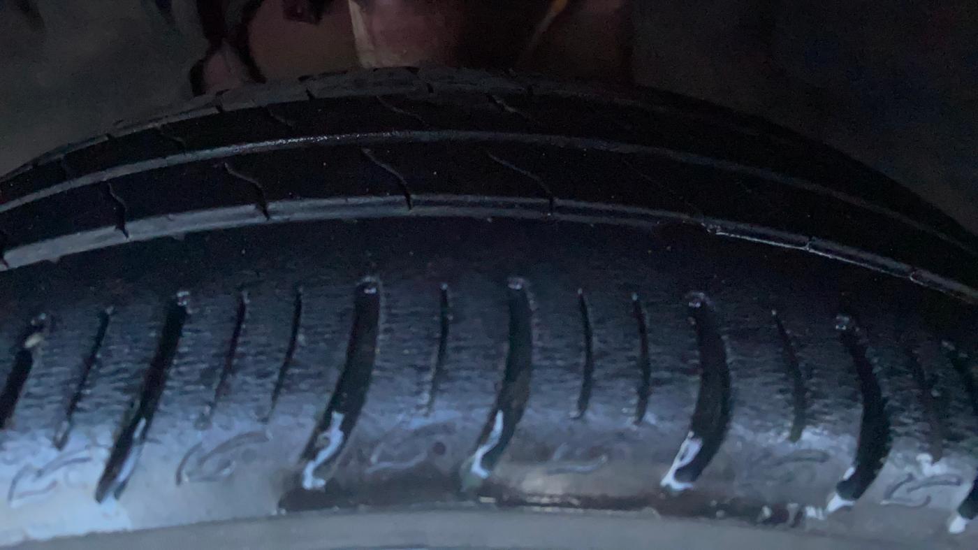 2021 Tata ALTROZ XM PLUS PETROL, Petrol, Manual, 62,646 km, Left Front Tyre Tread