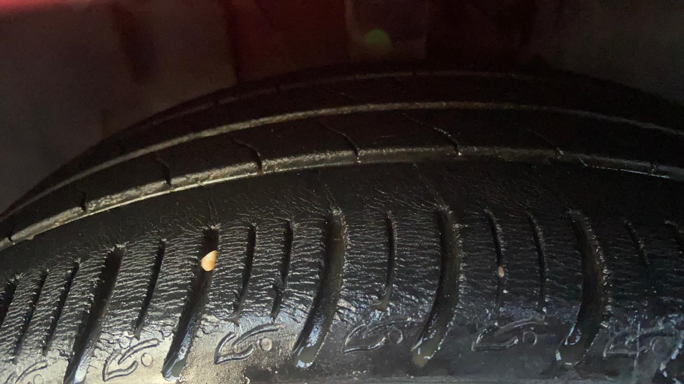2021 Tata ALTROZ XM PLUS PETROL, Petrol, Manual, 62,646 km, Right Front Tyre Tread