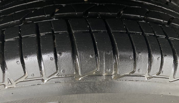 2022 Tata TIGOR XZA PLUS PETROL, Petrol, Automatic, 15,839 km, Right Rear Tyre Tread