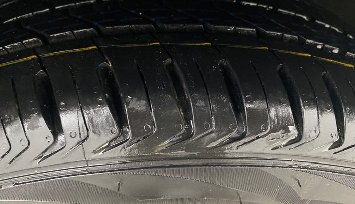 2022 Tata TIGOR XZA PLUS PETROL, Petrol, Automatic, 15,839 km, Right Front Tyre Tread