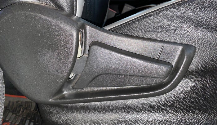 2022 Maruti S PRESSO VXI+, Petrol, Manual, 216 km, Driver Side Adjustment Panel