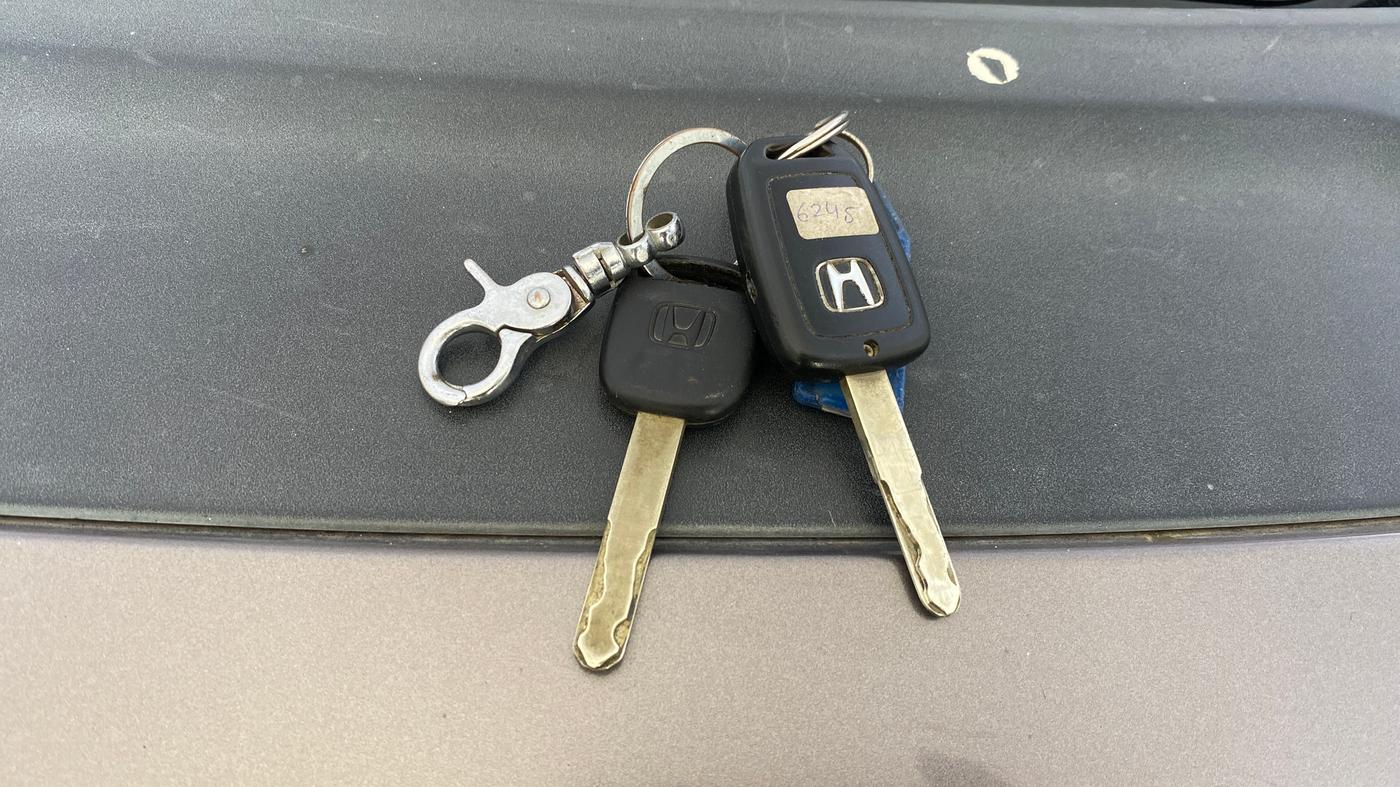 2015 Honda Jazz 1.2L I-VTEC V AT, Petrol, Automatic, 83,839 km, Key Close Up