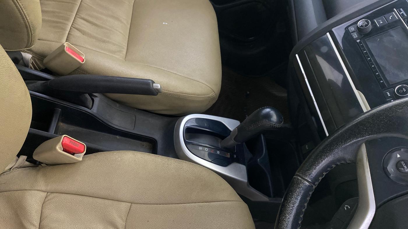 2015 Honda Jazz 1.2L I-VTEC V AT, Petrol, Automatic, 83,839 km, Gear Lever