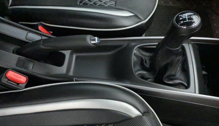 2021 Maruti Baleno ZETA PETROL 1.2, Petrol, Manual, 12,234 km, Gear Lever
