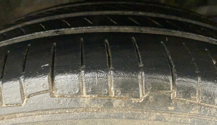2017 Honda Jazz 1.2L I-VTEC V AT, Petrol, Automatic, 95,055 km, Right Front Tyre Tread