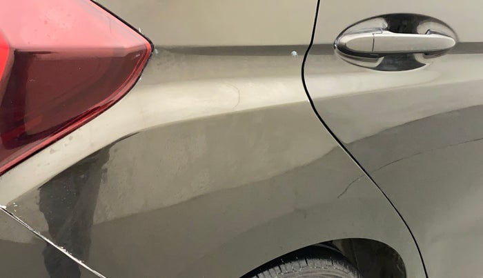 2017 Honda Jazz 1.2L I-VTEC V AT, Petrol, Automatic, 95,055 km, Right quarter panel - Slightly dented
