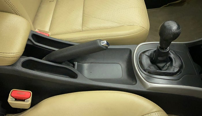 2016 Honda City 1.5L I-VTEC VX, Petrol, Manual, 77,228 km, Gear Lever