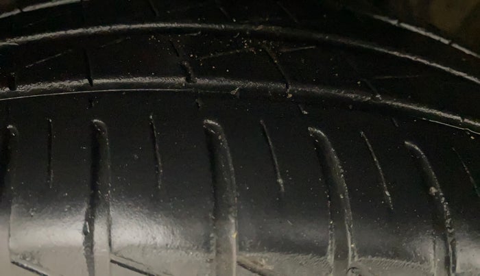 2017 Maruti Celerio ZXI AMT, Petrol, Automatic, 47,425 km, Left Front Tyre Tread