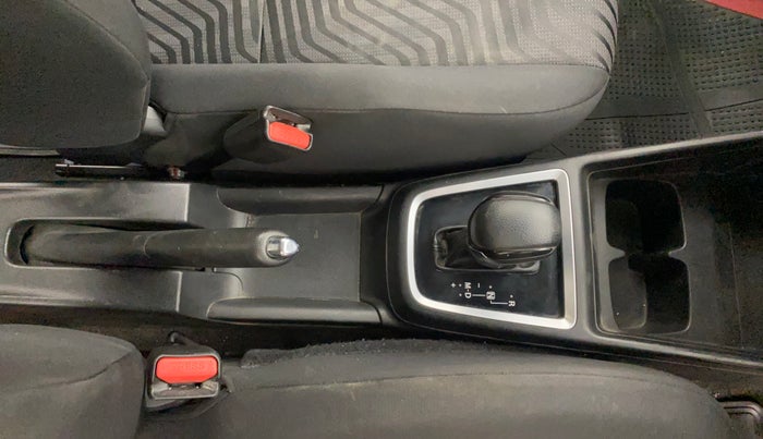 2018 Maruti Swift VDI AMT, Diesel, Automatic, 74,796 km, Gear Lever