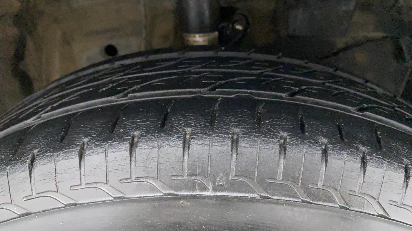 2019 Honda Amaze 1.2L I-VTEC S, Petrol, Manual, 45,728 km, Right Front Tyre Tread