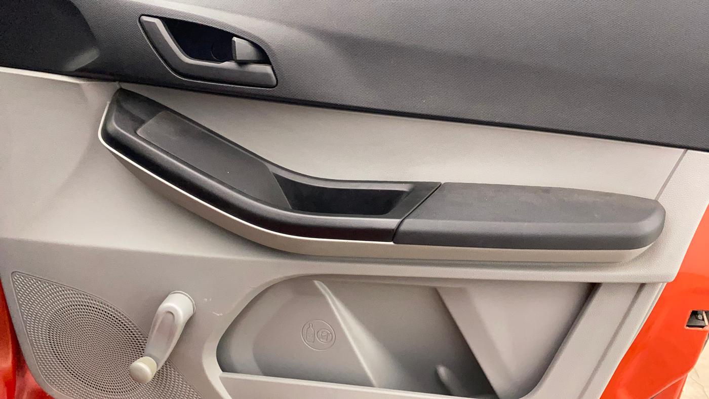 2021 Tata Tiago XE PETROL, Petrol, Manual, 12,762 km, Driver Side Door Panels Control