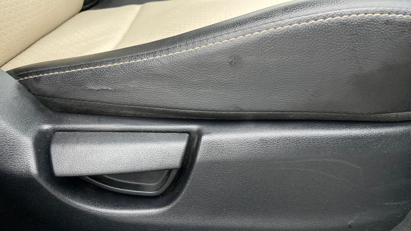 2019 Hyundai NEW SANTRO SPORTZ 1.1, Petrol, Manual, 17,802 km, Driver Side Adjustment Panel