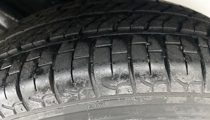 2019 Hyundai NEW SANTRO SPORTZ 1.1, Petrol, Manual, 17,802 km, Left Rear Tyre Tread
