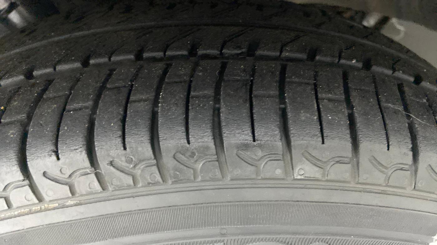 2019 Hyundai NEW SANTRO SPORTZ 1.1, Petrol, Manual, 17,802 km, Left Front Tyre Tread