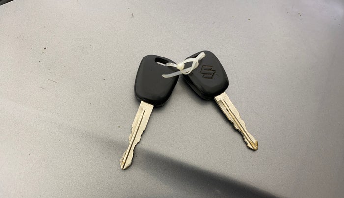 2017 Maruti Wagon R 1.0 LXI CNG, CNG, Manual, 72,753 km, Key Close Up