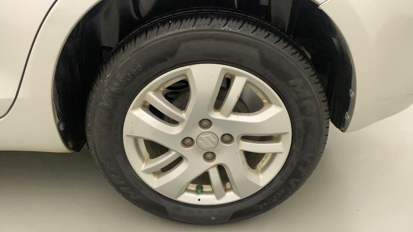 2012 Maruti Swift Dzire ZXI, Petrol, Manual, 33,997 km, Left Rear Wheel