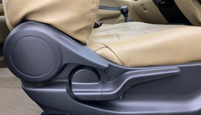 2019 Honda Amaze 1.2 SMT I VTEC, Petrol, Manual, 23,083 km, Driver Side Adjustment Panel