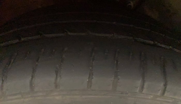 2018 Skoda Rapid STYLE 1.5 TDI AT, Diesel, Automatic, 74,879 km, Left Rear Tyre Tread