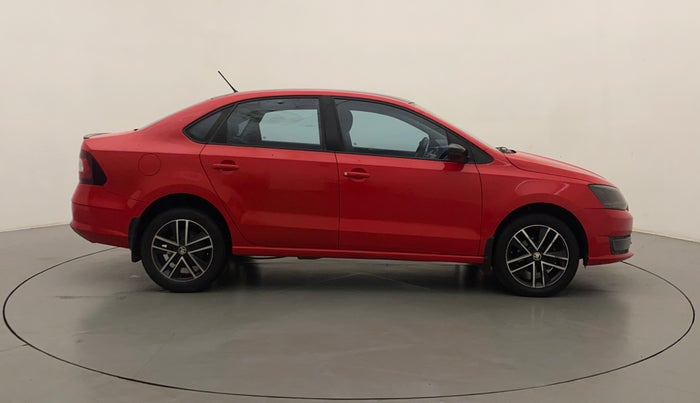 2018 Skoda Rapid STYLE 1.5 TDI AT, Diesel, Automatic, 74,879 km, Right Side