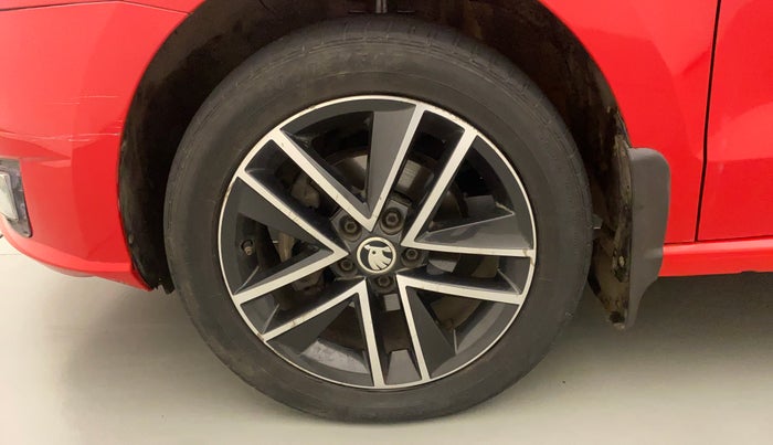 2018 Skoda Rapid STYLE 1.5 TDI AT, Diesel, Automatic, 74,879 km, Left Front Wheel