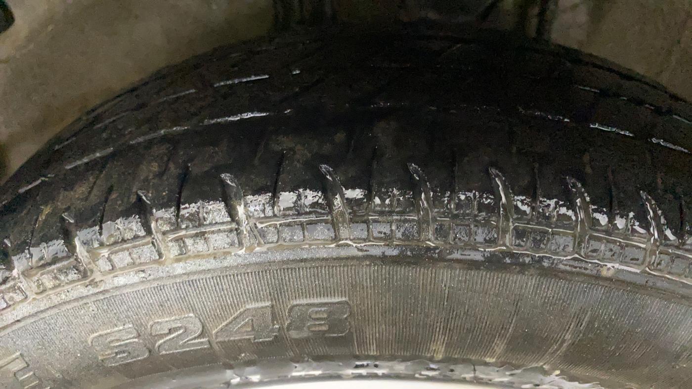 2020 Maruti Alto LXI OPT CNG, CNG, Manual, 98,702 km, Left Front Tyre Tread