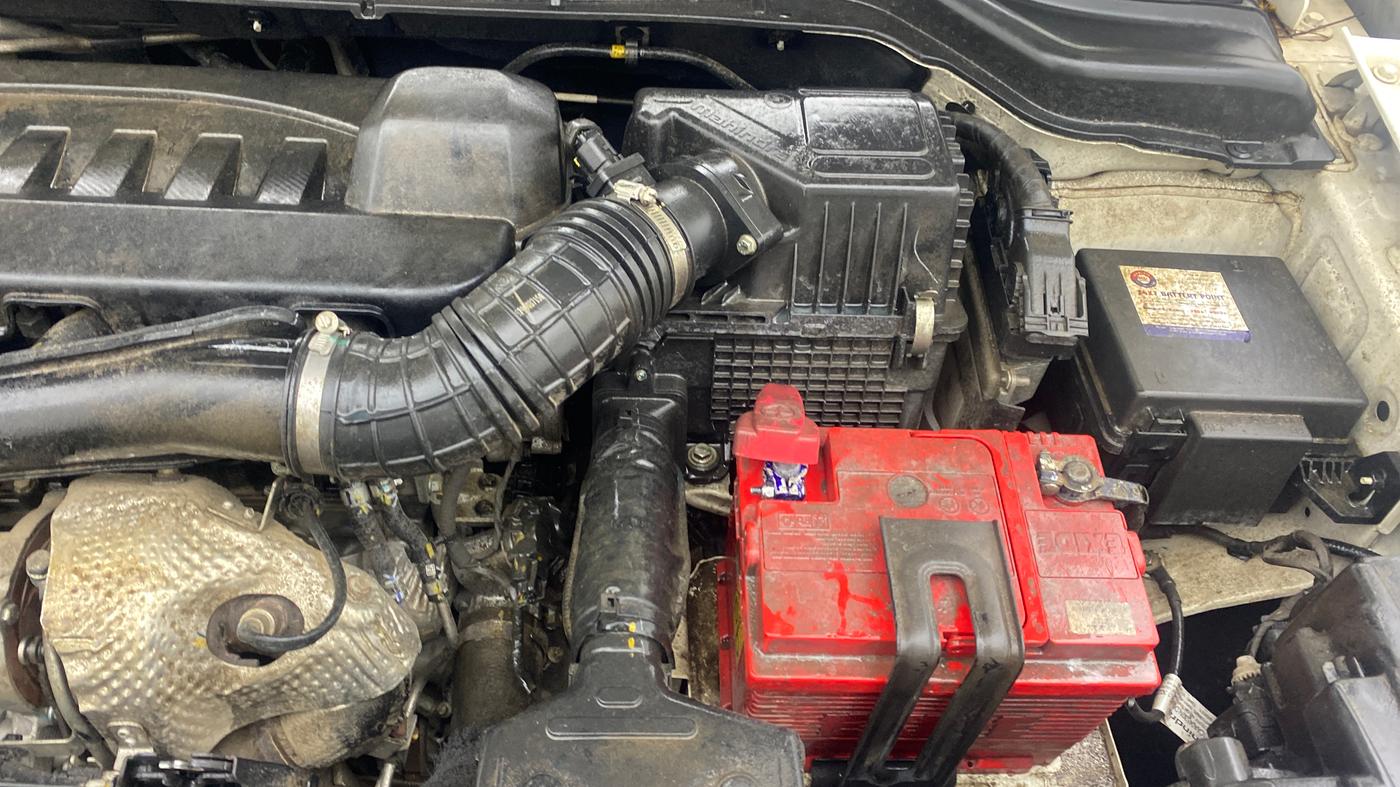 2021 Mahindra XUV300 W8 (O) 1.5 DIESEL, Diesel, Manual, 85,655 km, Engine View - Left
