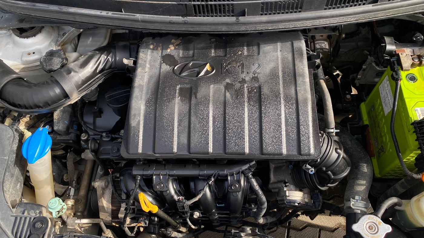 2018 Hyundai Xcent SX 1.2, Petrol, Manual, 59,245 km, Engine View