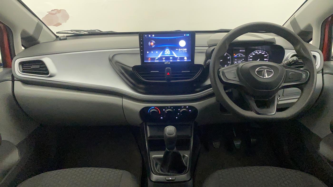 2021 Tata ALTROZ XE PETROL, Petrol, Manual, 36,796 km, Dashboard