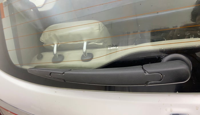 2021 Renault TRIBER RXZ, Petrol, Manual, 68,580 km, Rear Wiper