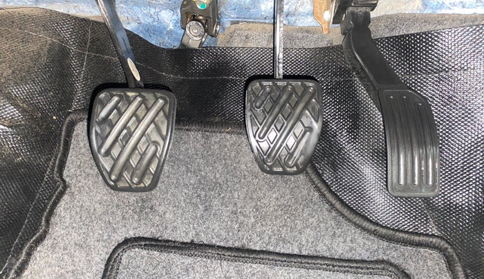 2018 Datsun Go Plus T(O), Petrol, Manual, 94,167 km, Pedals