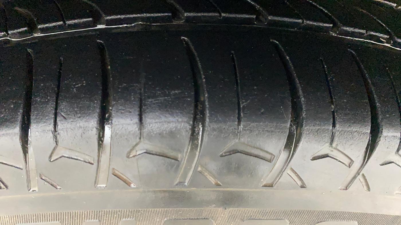 2018 Datsun Go Plus T(O), Petrol, Manual, 94,167 km, Left Front Tyre Tread