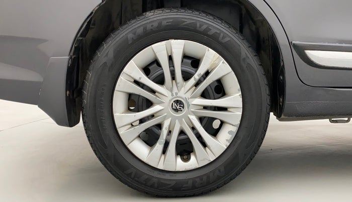 2017 Maruti Ertiga VXI, Petrol, Manual, 61,244 km, Right Rear Wheel
