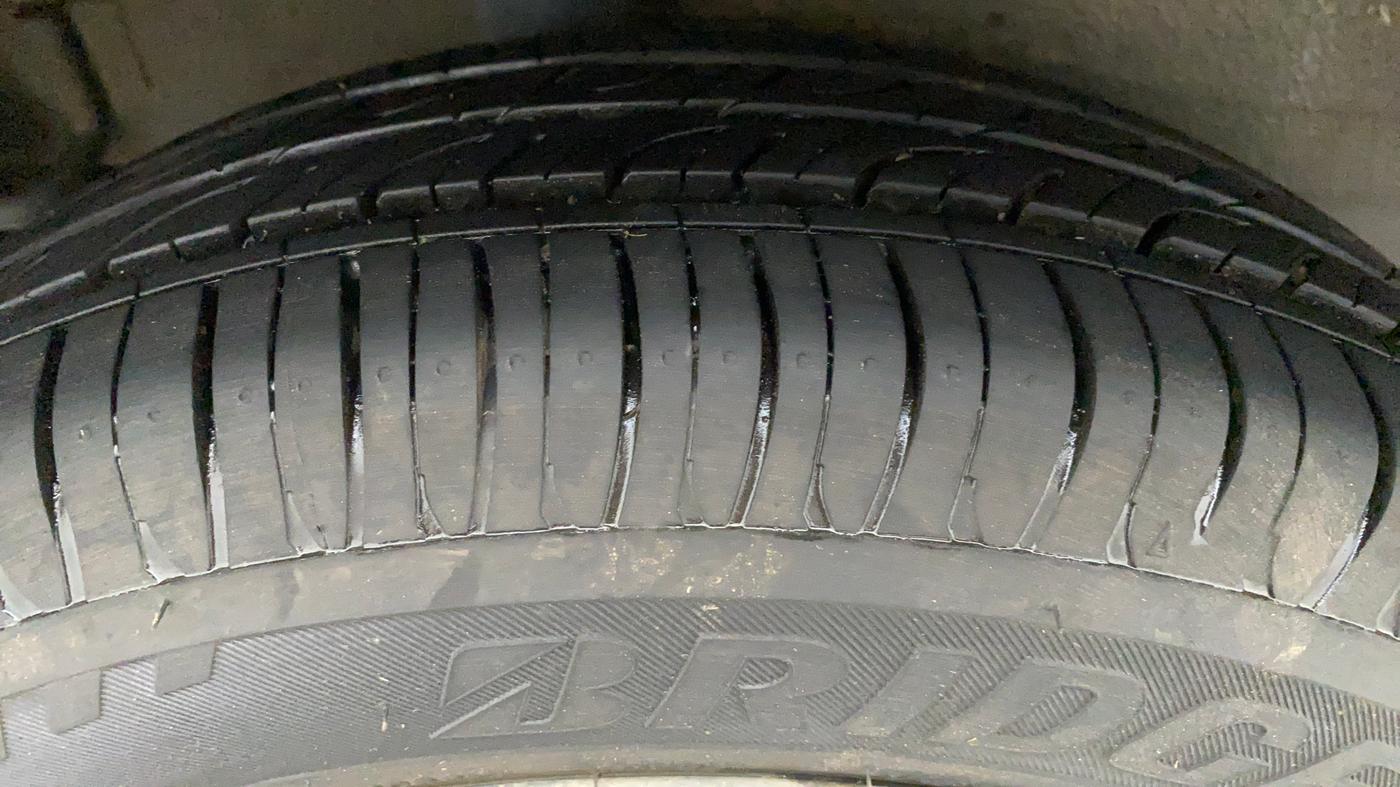 2015 Maruti Celerio ZXI D, Petrol, Manual, 39,916 km, Right Rear Tyre Tread