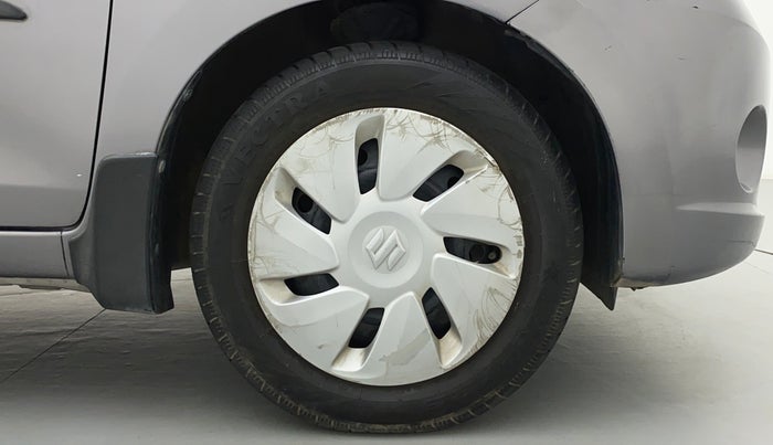 2015 Maruti Celerio ZXI D, Petrol, Manual, 39,916 km, Right Front Wheel