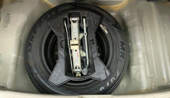 2015 Maruti Celerio ZXI D, Petrol, Manual, 39,916 km, Spare Tyre