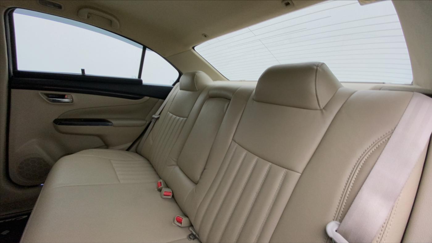 2015 Maruti Ciaz ZXI, Petrol, Manual, 45,079 km, Right Side Rear Door Cabin