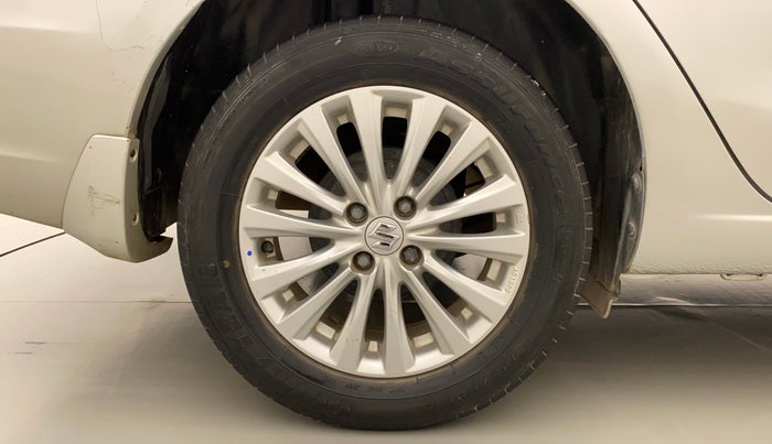 2015 Maruti Ciaz ZXI, Petrol, Manual, 45,079 km, Right Rear Wheel