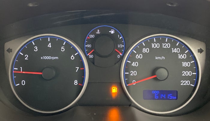 2010 Hyundai i20 MAGNA O 1.2, Petrol, Manual, 61,194 km, Odometer Image