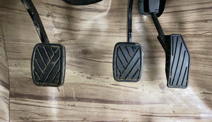 2019 Maruti Ertiga ZXI SHVS, Petrol, Manual, 14,705 km, Pedals