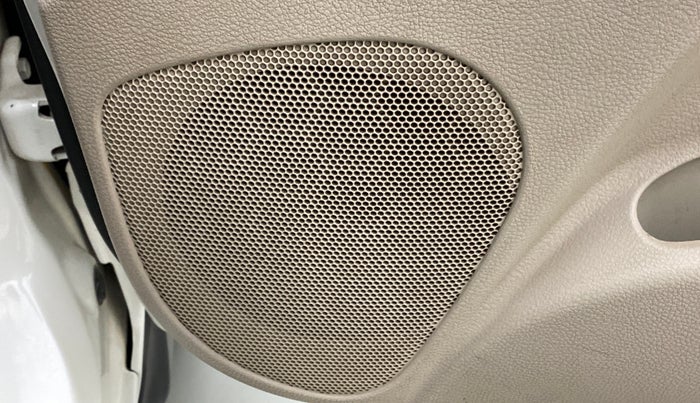 2019 Maruti Celerio VXI (O) CNG, CNG, Manual, 69,720 km, Infotainment system - Front speakers missing / not working