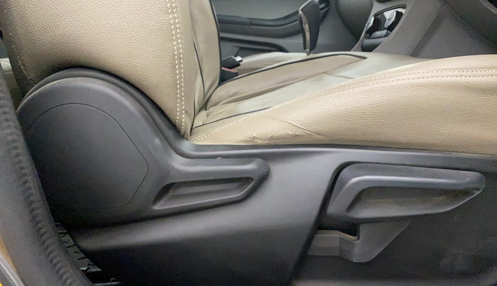 2020 Tata Tiago XZA PLUS PETROL, Petrol, Automatic, 57,432 km, Driver Side Adjustment Panel