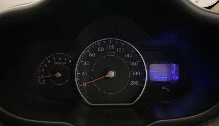 2014 Hyundai i10 SPORTZ 1.1, Petrol, Manual, 20,334 km, Odometer Image