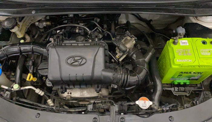 2014 Hyundai i10 SPORTZ 1.1, Petrol, Manual, 20,334 km, Engine View