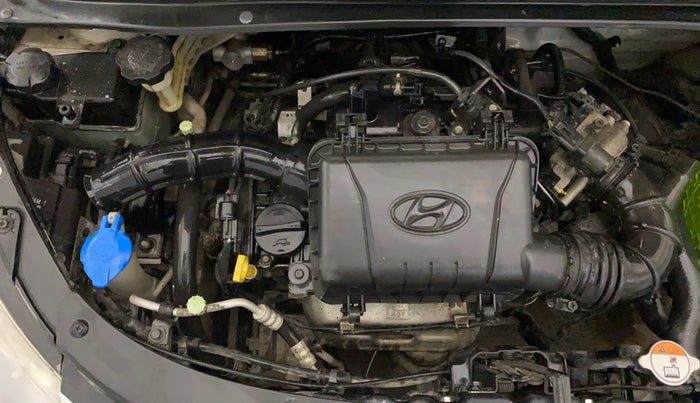 2014 Hyundai i10 SPORTZ 1.1, Petrol, Manual, 20,334 km, Engine View - Right